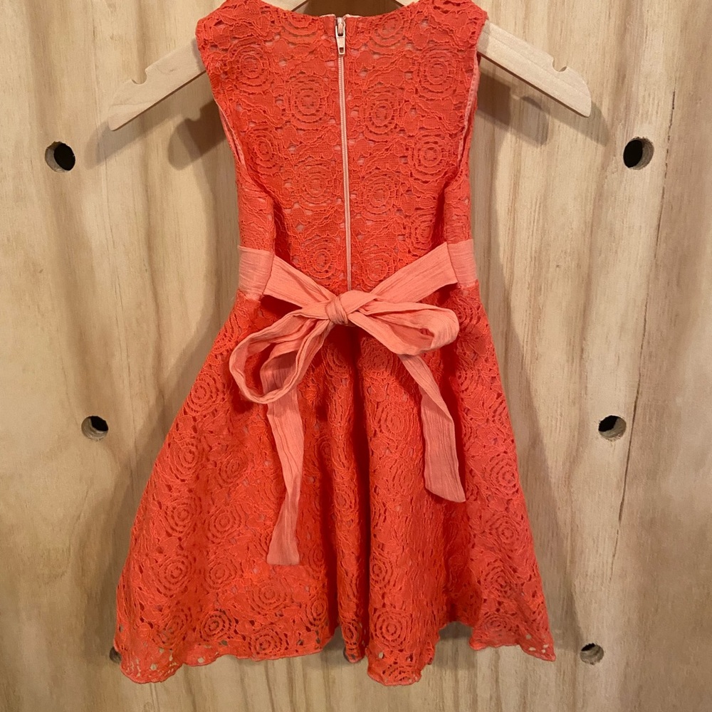 Dimples Dress - Picture 2 of 2
